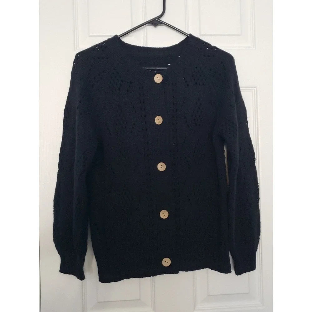 Cardigan Womans Button Front‎ Swester Size Small Black
